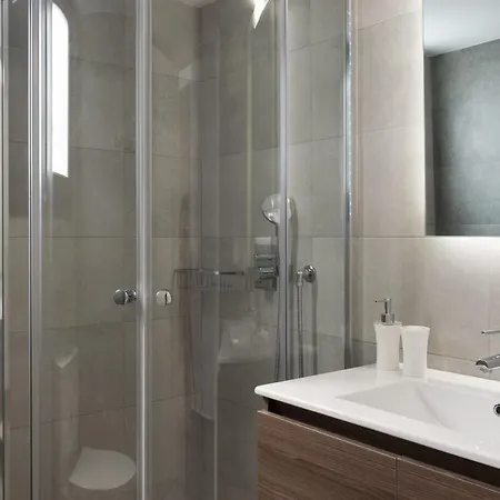 Voda Luxury Penthouse #602 - Acropolis View Rooftop *